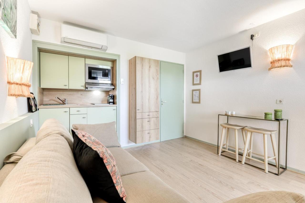 Studio Le Neptune - Appt A 100M De La Plage Флёри Экстерьер фото